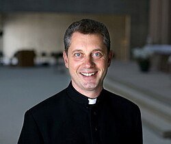 Kun. Ričardas Doveika